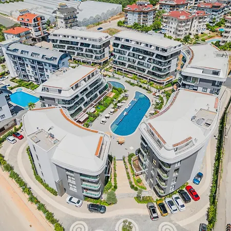 アパート Bright Flat With Pool & Private 750m To Sea